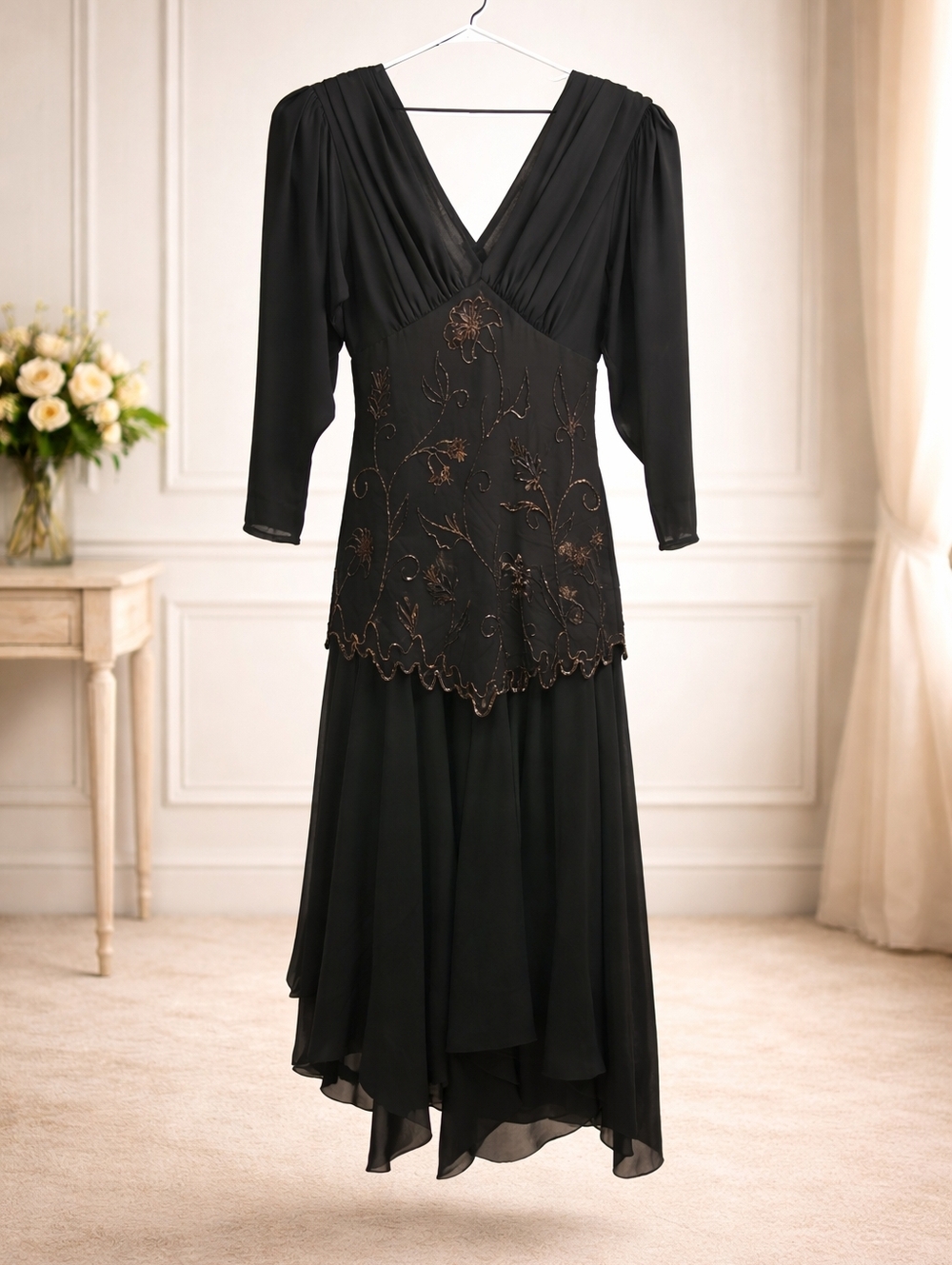 Vintage 1982 Casadei Size 6 Black Long-Sleeve V-Neck Embroidered Evening Dress